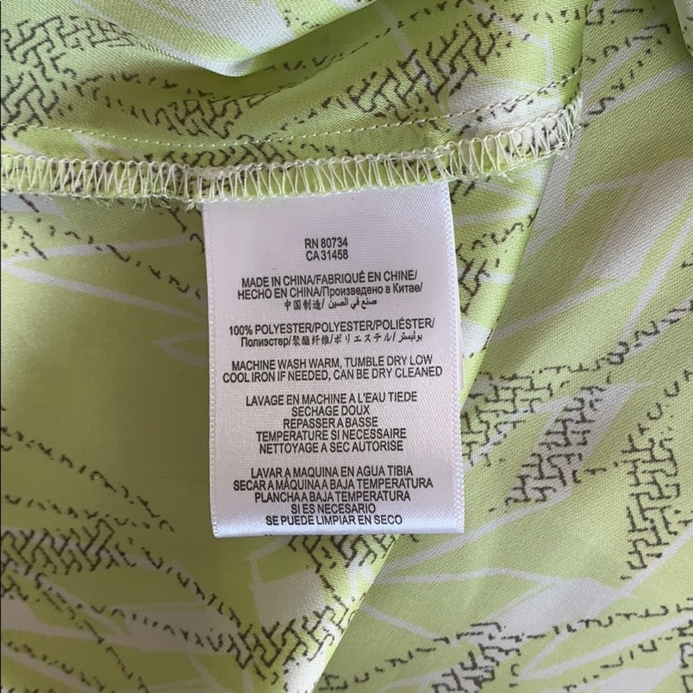 BCBGeneration Ruffle Scoop Neck Top - Picture 3 of 4